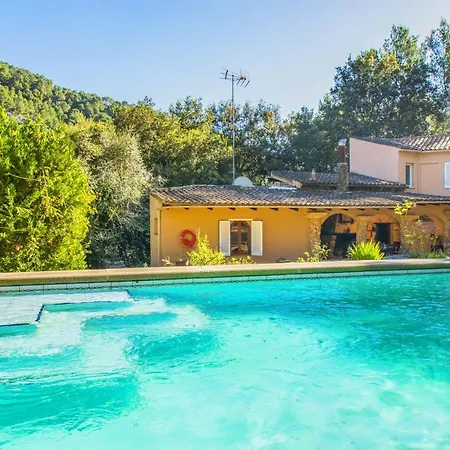 Villa Esteban *